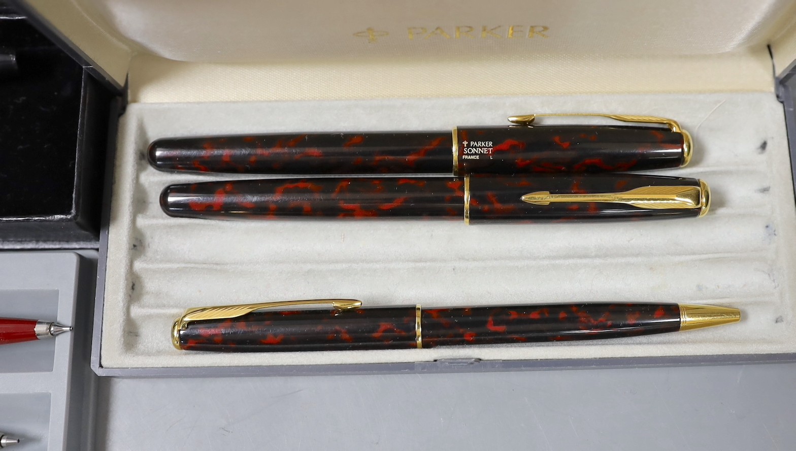 A selection of Parker pens, including one with a 14K knib, approx. 10